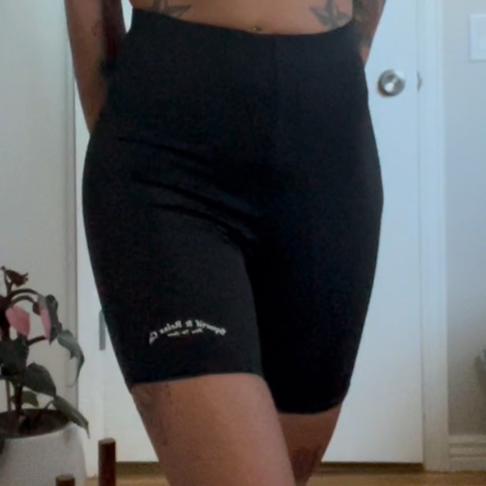 Black Princess Polly bike shorts